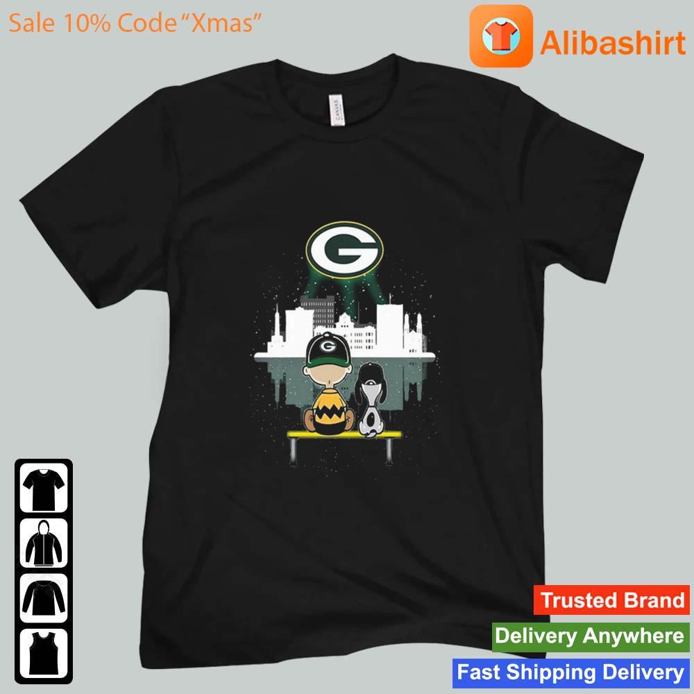 Charlie Brown And Snoopy Dog Watching City Green Bay Packers Shirt